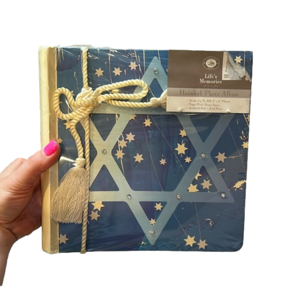NWT Hanukah 200 4X6 Photo Album with Memo Space